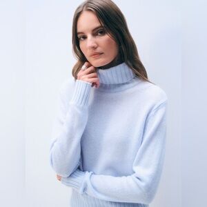 White & Warren // Cashmere Featherweight Turtleneck Sweater
